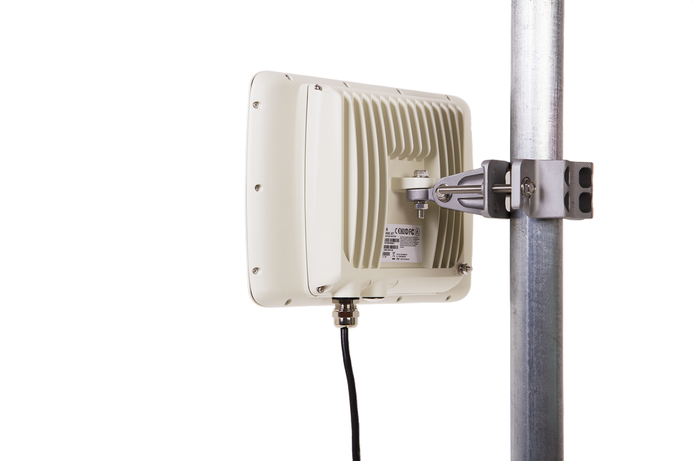 RADWIN  JET-AIR with 20 dBi Integrated Antenna, supporting 5GHz 256QAM up to 500Mbps net aggregate throughput, factory default 5.4GHz Universal